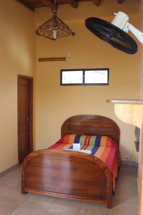 La Mariposa Hostal Olón Exterior foto